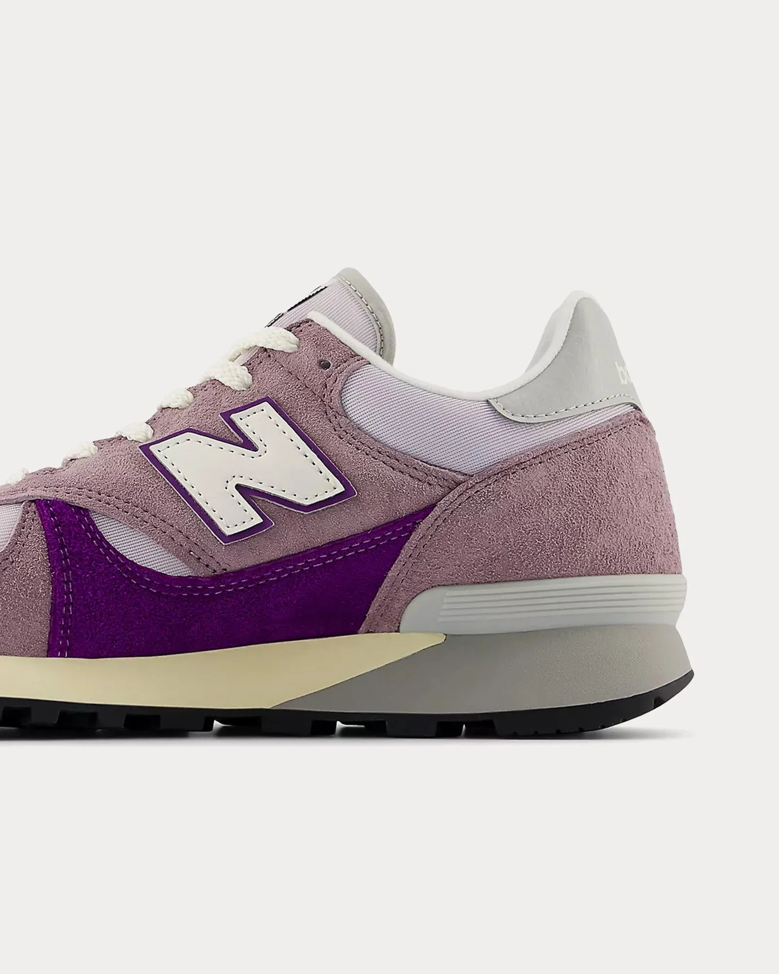 475 Ice Wine / Taro / Concord Grape Low Top Sneakers