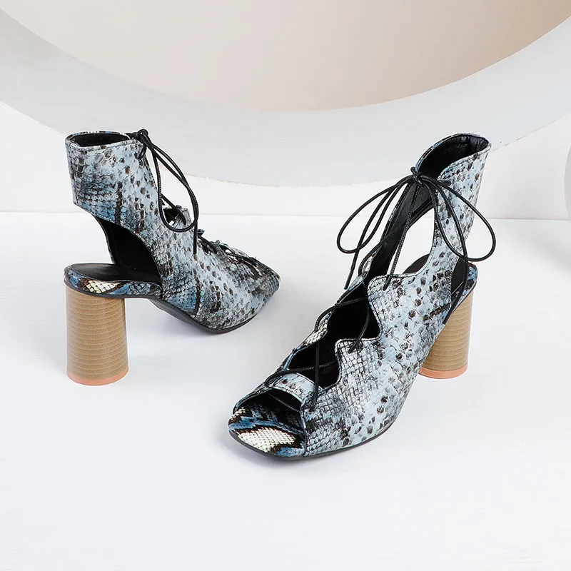 Bigsizeheels Peep Toe Platform Chunky Heel Buckle Pumps - Blue snake pattern
