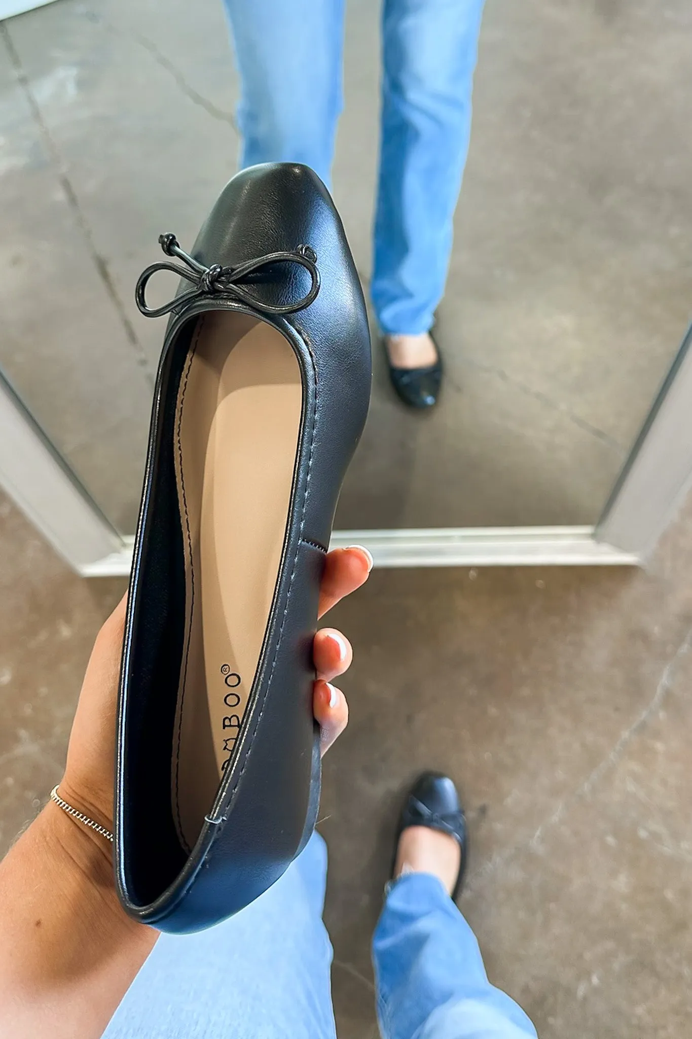 Chic Mindset Bow Accent Ballet Flats