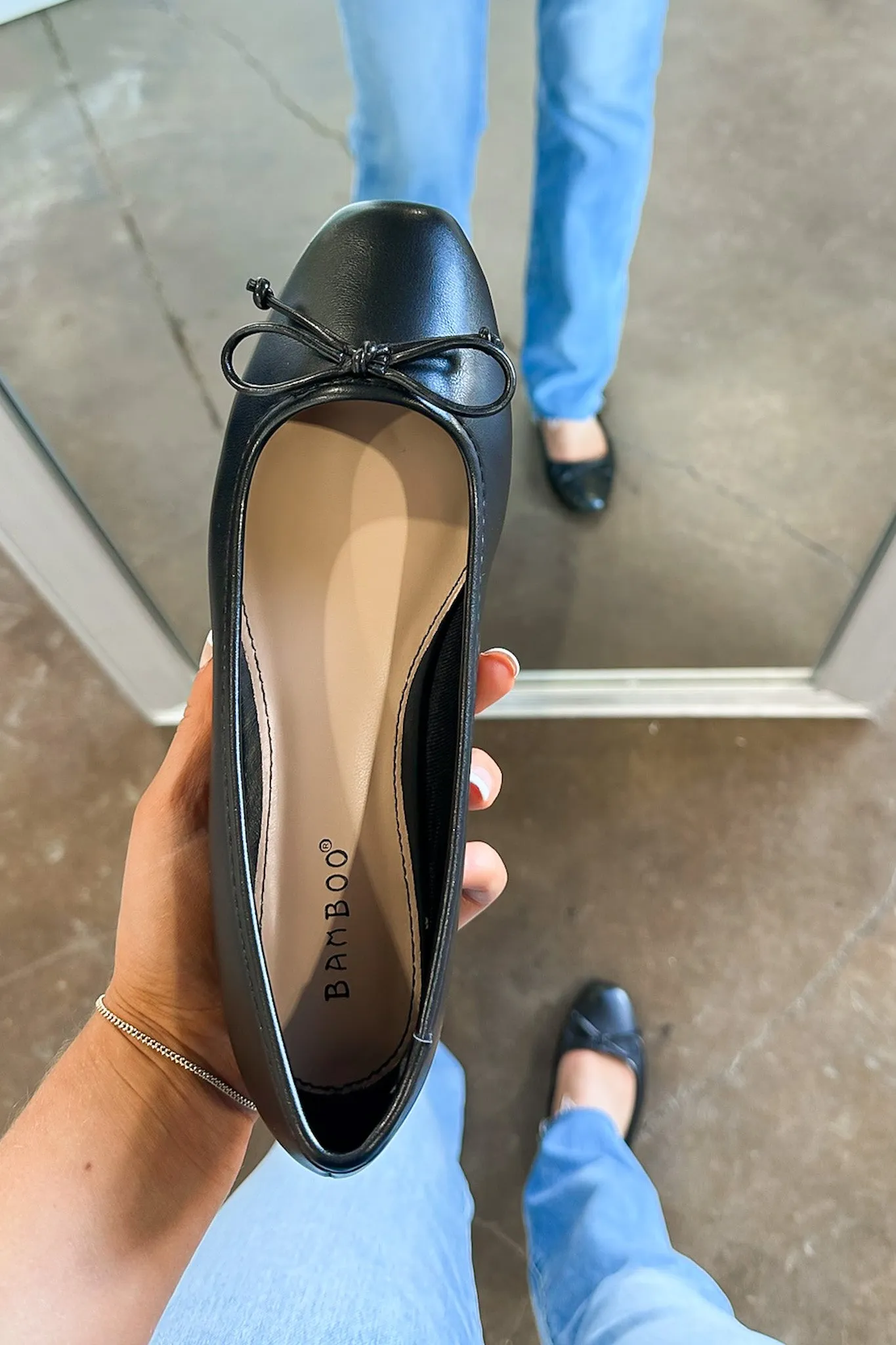 Chic Mindset Bow Accent Ballet Flats
