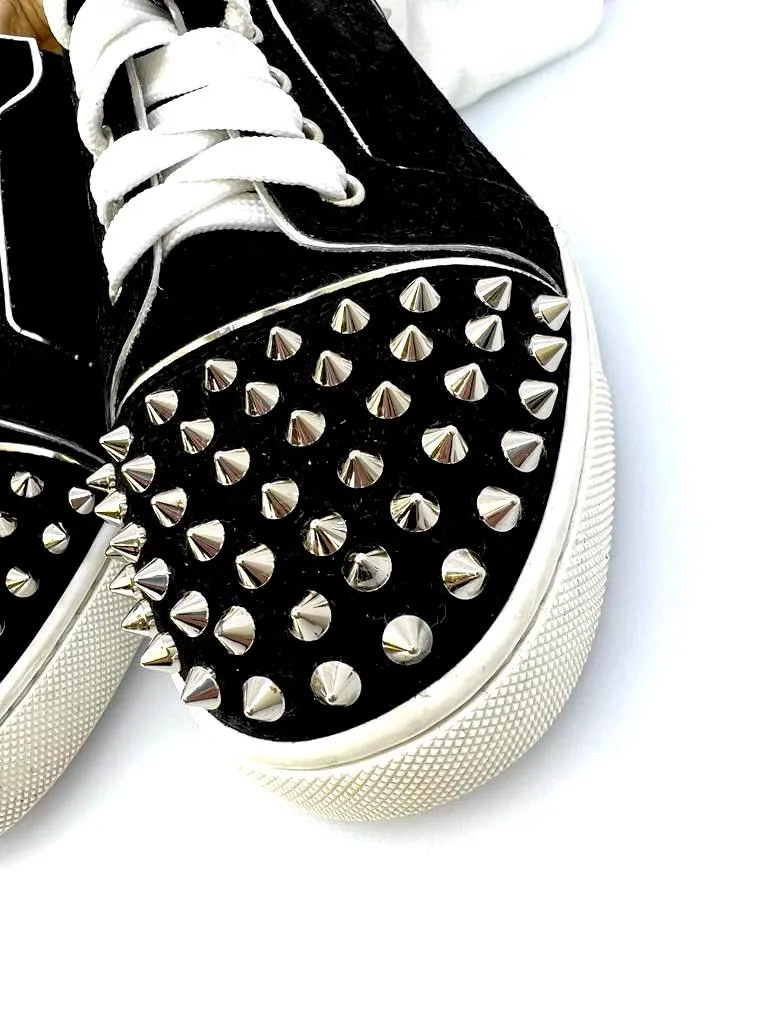 CHRISTIAN LOUBOUTIN VIERA 2 SPIKED VELOUR LOW TOP SNEAKERS