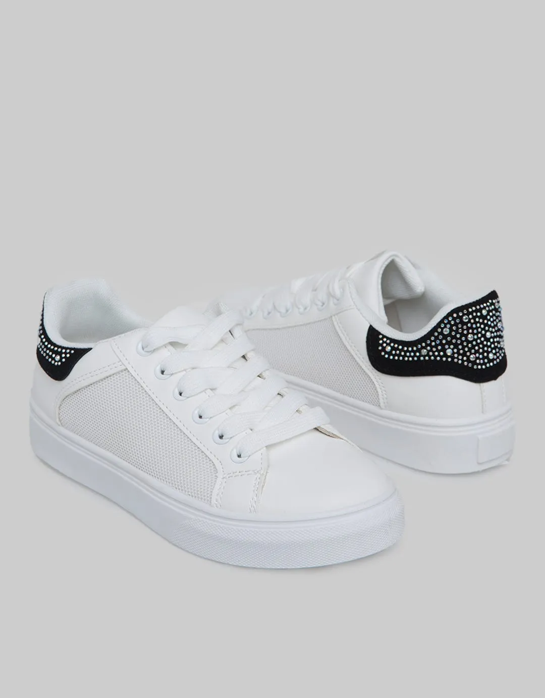 Details Beads Sneakers Woman