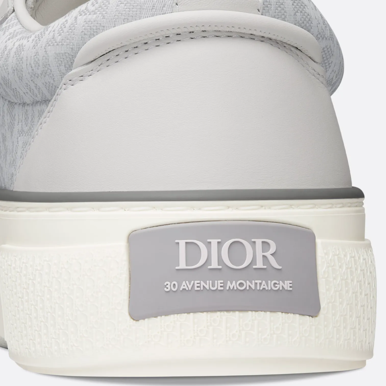 DIOR B33