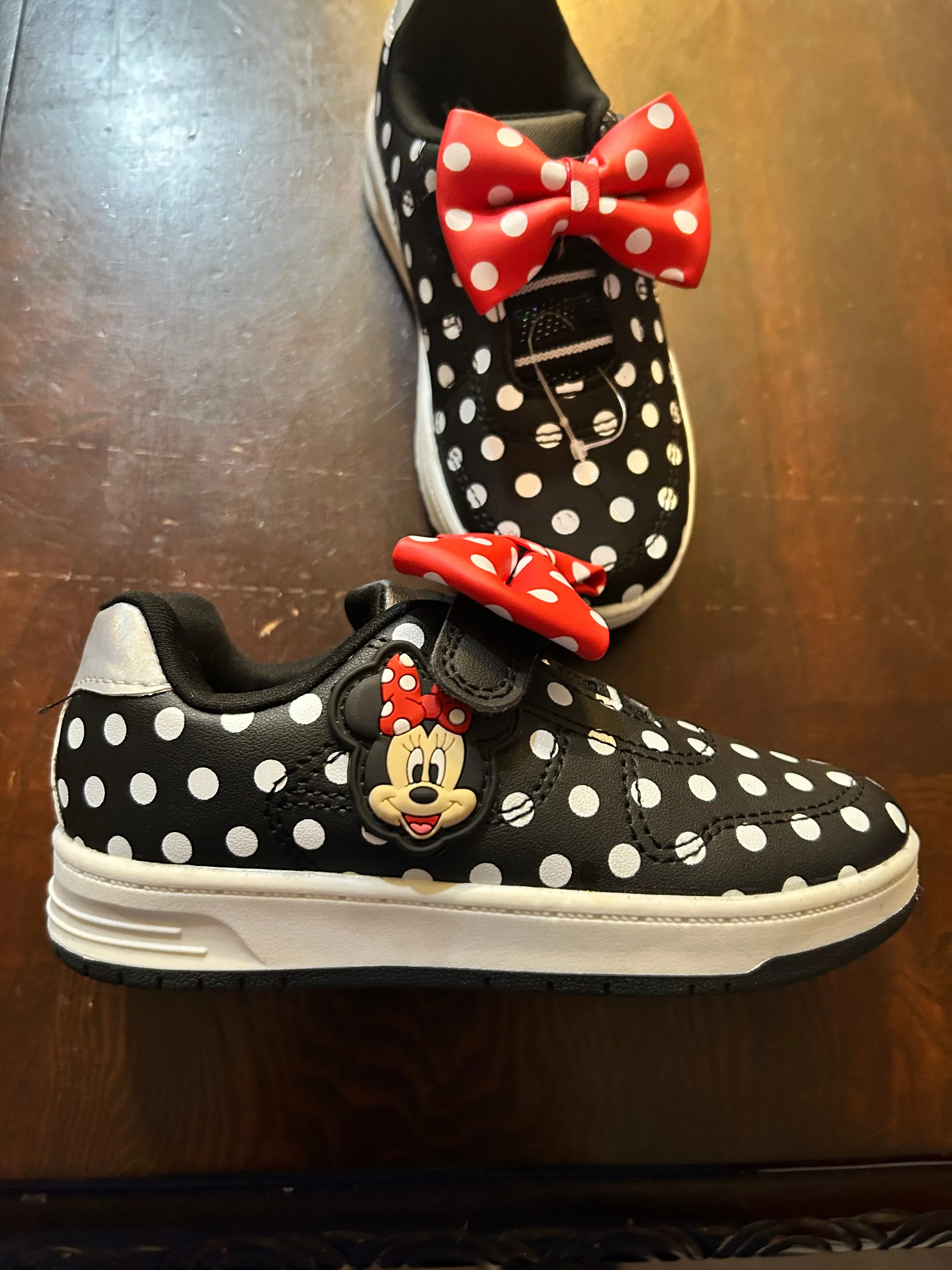 Disney Minnie Mouse Red Bow Girls Shoes