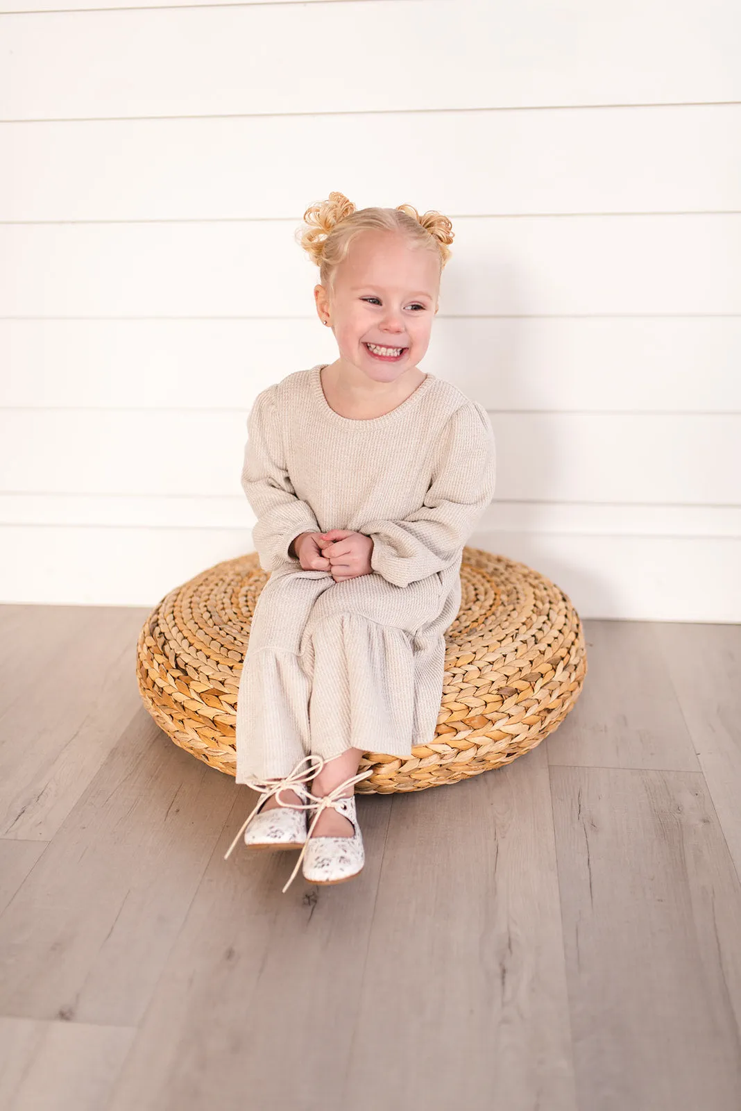 Everly Flats - Vintage Lady