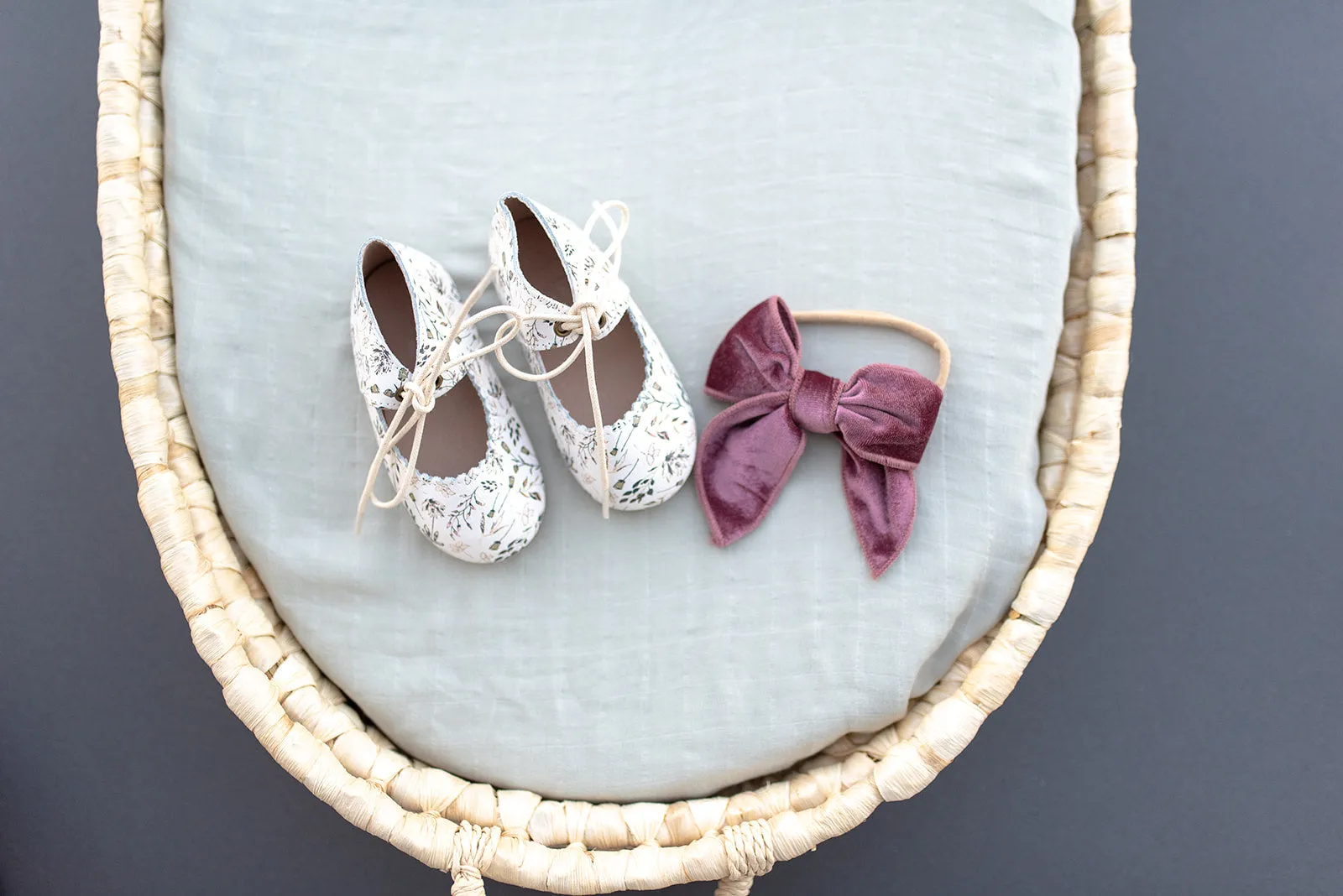 Everly Flats - Vintage Lady
