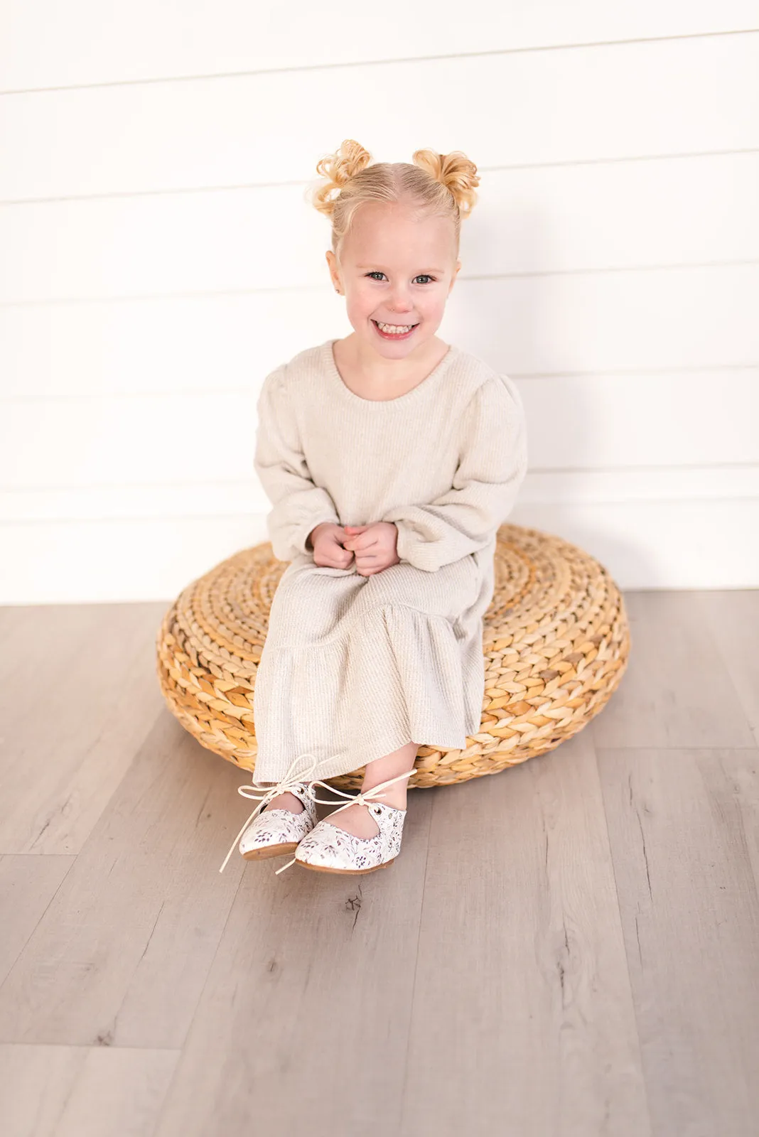 Everly Flats - Vintage Lady