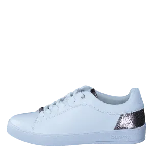Fergie White/silver