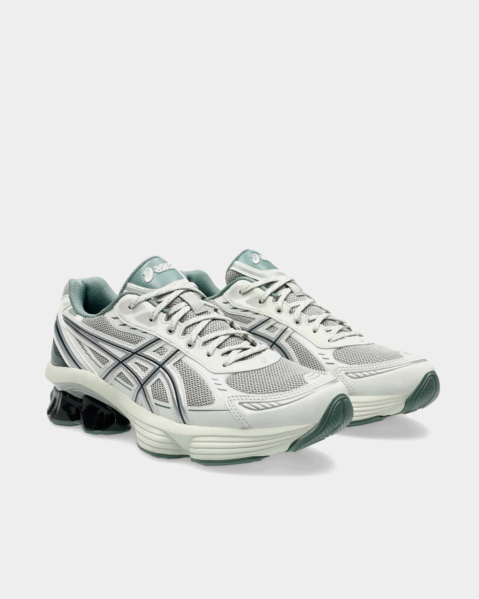 Gel-Kinetic Fluent Seal Grey / Pure Silver Low Top Sneakers