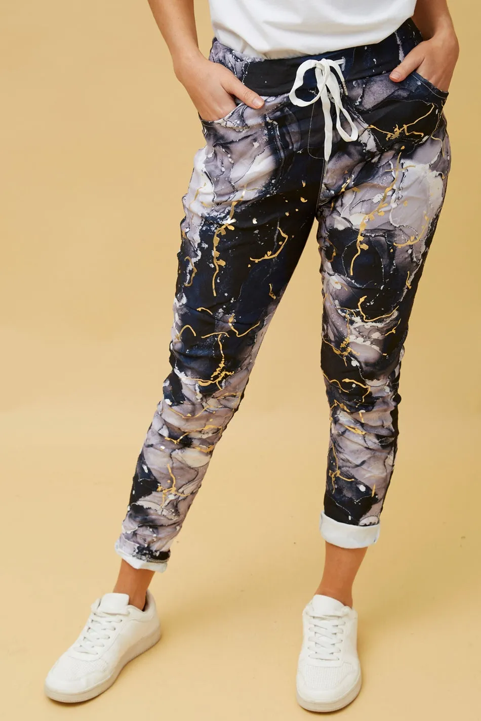 JANJA MARBLE PRINT JOGGERS