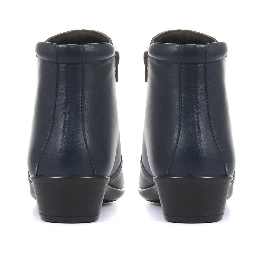 Leather Ladies Ankle Boots - HSKEMP1811 / 146 311