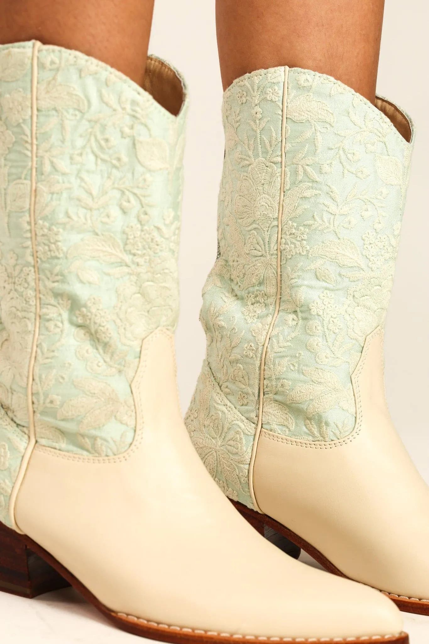 LIGHT MINT WESTERN BOOTS SENIA