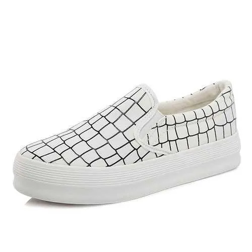 New Women Flats Casual Comfortable Fashion Canvas Elastic Slip-On Flat Loafers Shoes