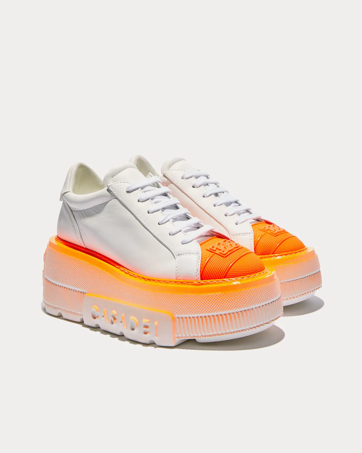 Nexus Fluo White / Orange Low Top Sneakers