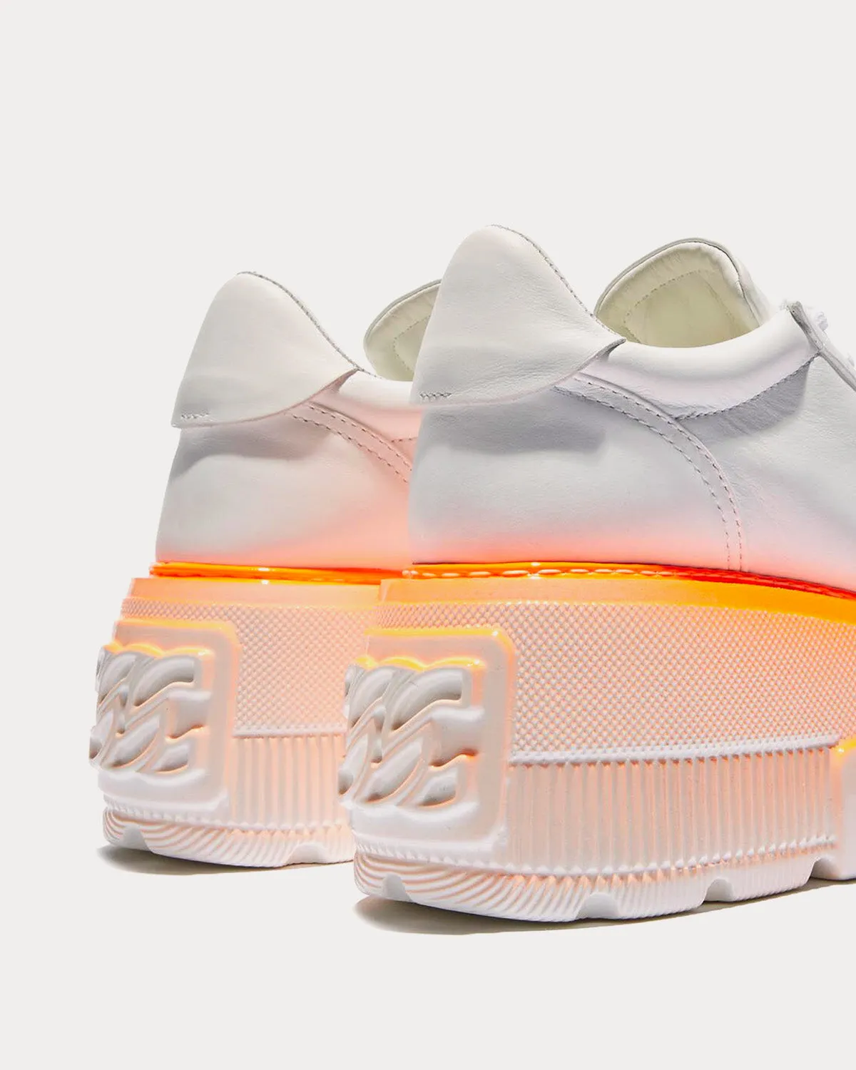 Nexus Fluo White / Orange Low Top Sneakers