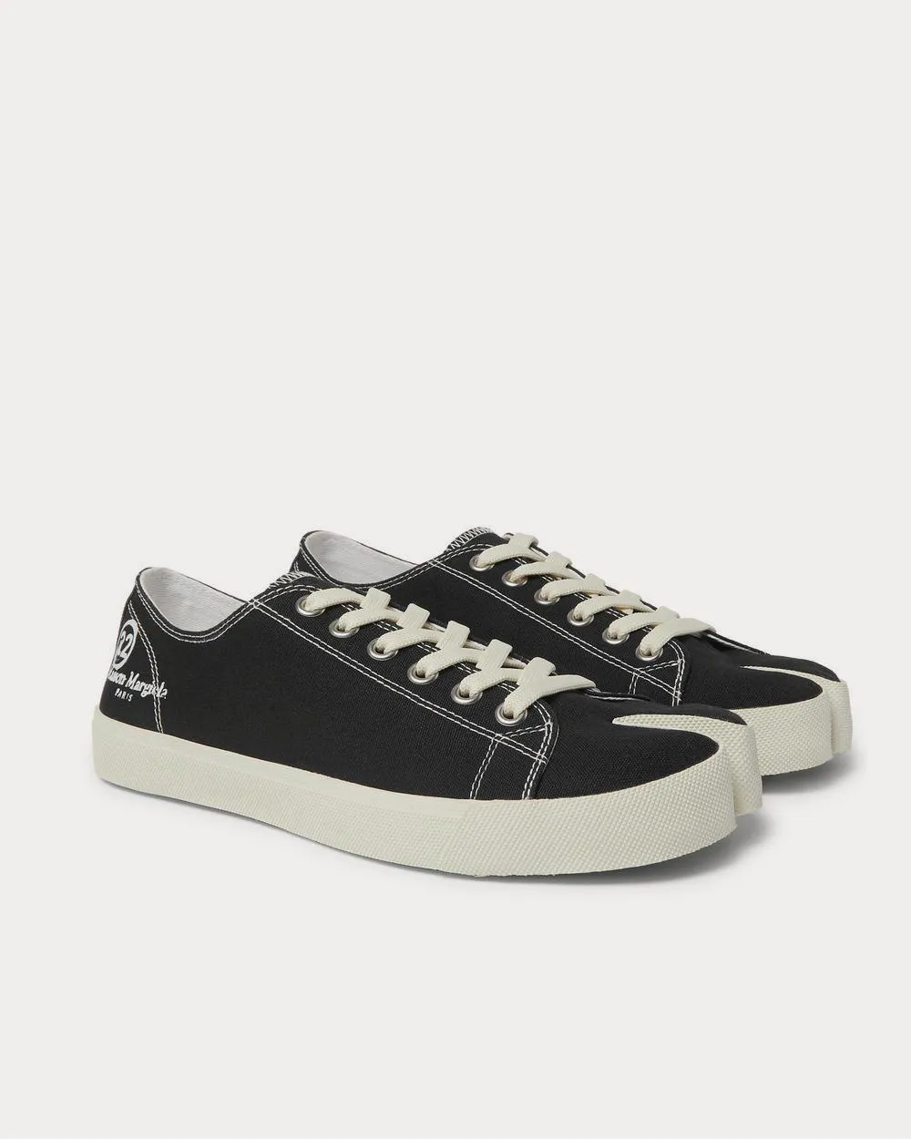Tabi Split-Toe Canvas  Black low top sneakers
