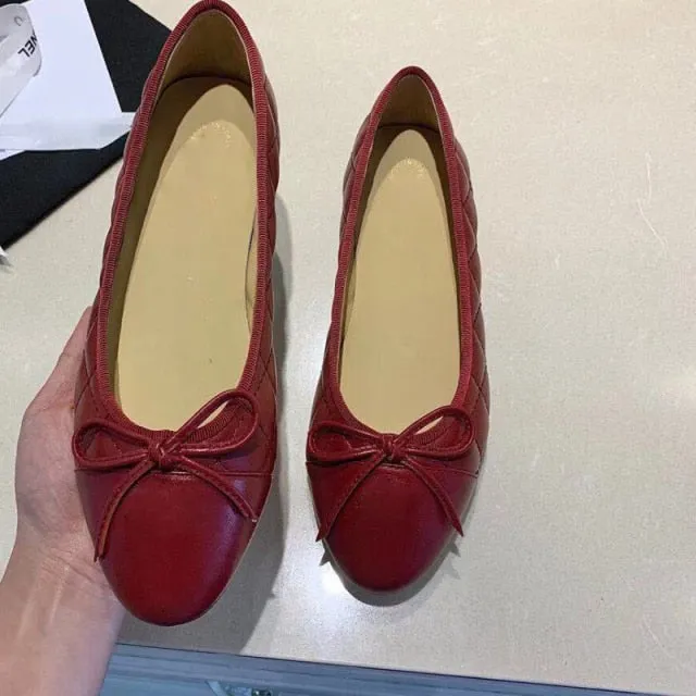 xiangtuibao   New Breathable Flats Luxury Designer Leather Shoes Big size women's shoes 35-42 Elegant Comfortable Lady Work Party Shoes